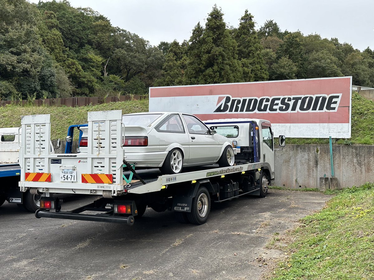 KillianOBrien6's tweet photo. Tsuji Racing day at Motorland Suzuka 20.11.24

An unfortunate front tyre blow followed by another 86 colliding with me a few minutes later while parked ended my day early.

Took it home and got repairs underway for Saturday’s event at Bihoku. https://t.co/KHvOGwsWYu
