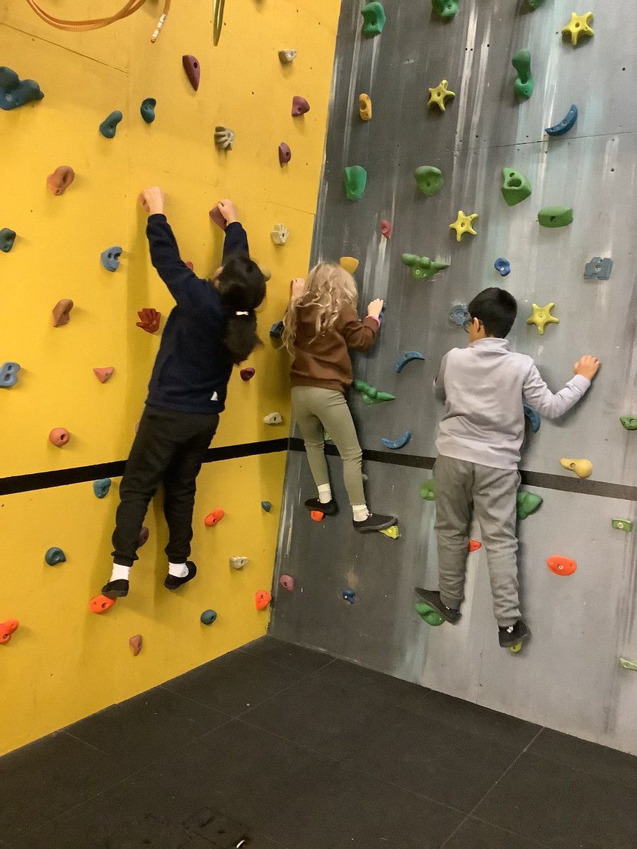 GaskellPrimary's tweet image. Climbing wall @ExploreGaskell #waterpark