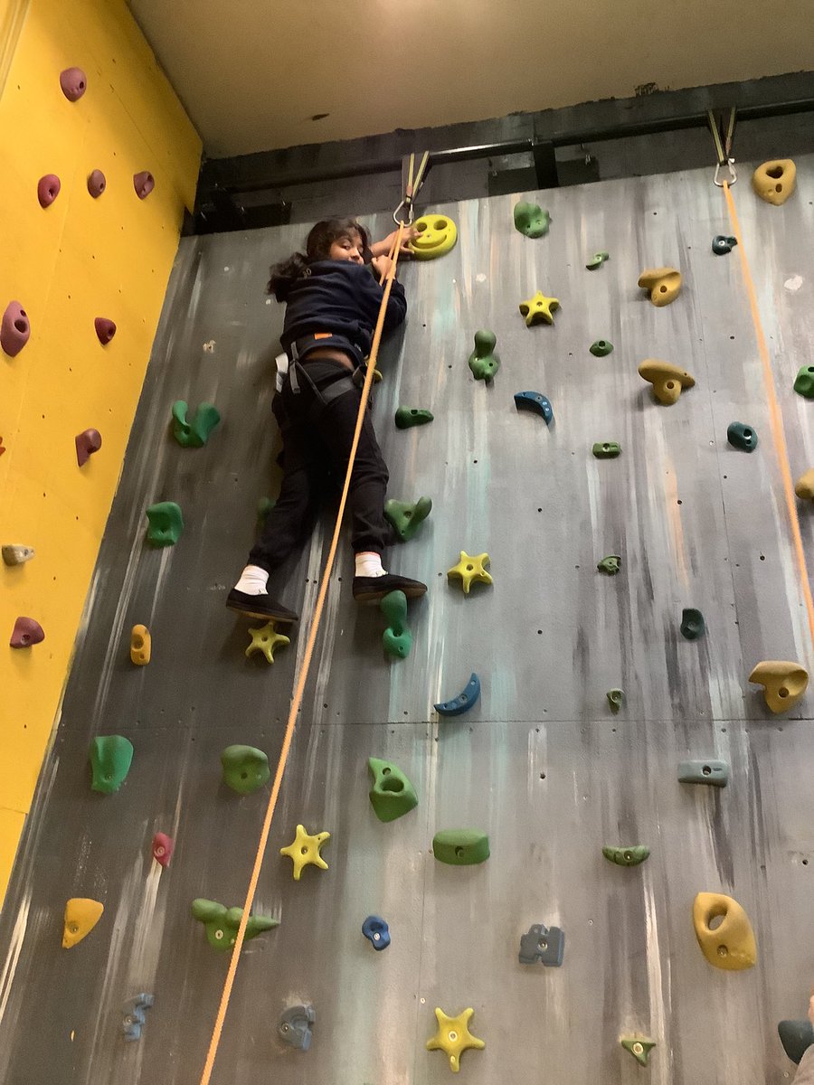 GaskellPrimary's tweet image. Climbing wall @ExploreGaskell #waterpark