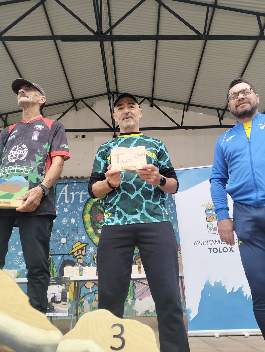 theforajidos's tweet photo. Ojito que le ha cogido el gusto 👏👏👏 ¡Bravo! 

#trailrunning https://t.co/TA21fZIqJX
