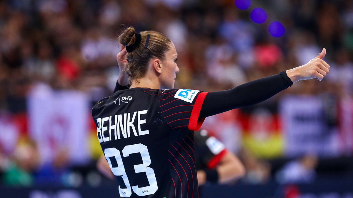 Daumen hoch für diese Anfangsphase 😎👍

(🇦🇹 2:7 🇩🇪, 13. Min.)

#AUTGER #WIRIHRALLE #aufgehtsDHB #Handball
--
Die <a href="/EHFEURO/">EHF EURO</a> Generalprobe jetzt live via handball.net/videocenter