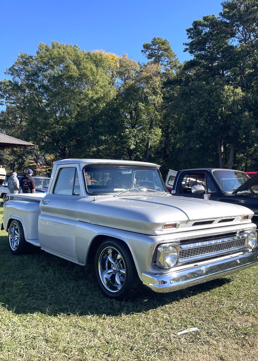 Rogero48's tweet photo. #StepsideSunday https://t.co/x0KpcuDueB