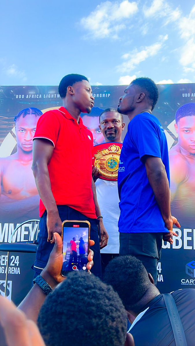 culgal_dat's tweet photo. All roads leads to Bukom boxing Arena tonight #SegbedziVsCommey https://t.co/l9vCHBLIhs
