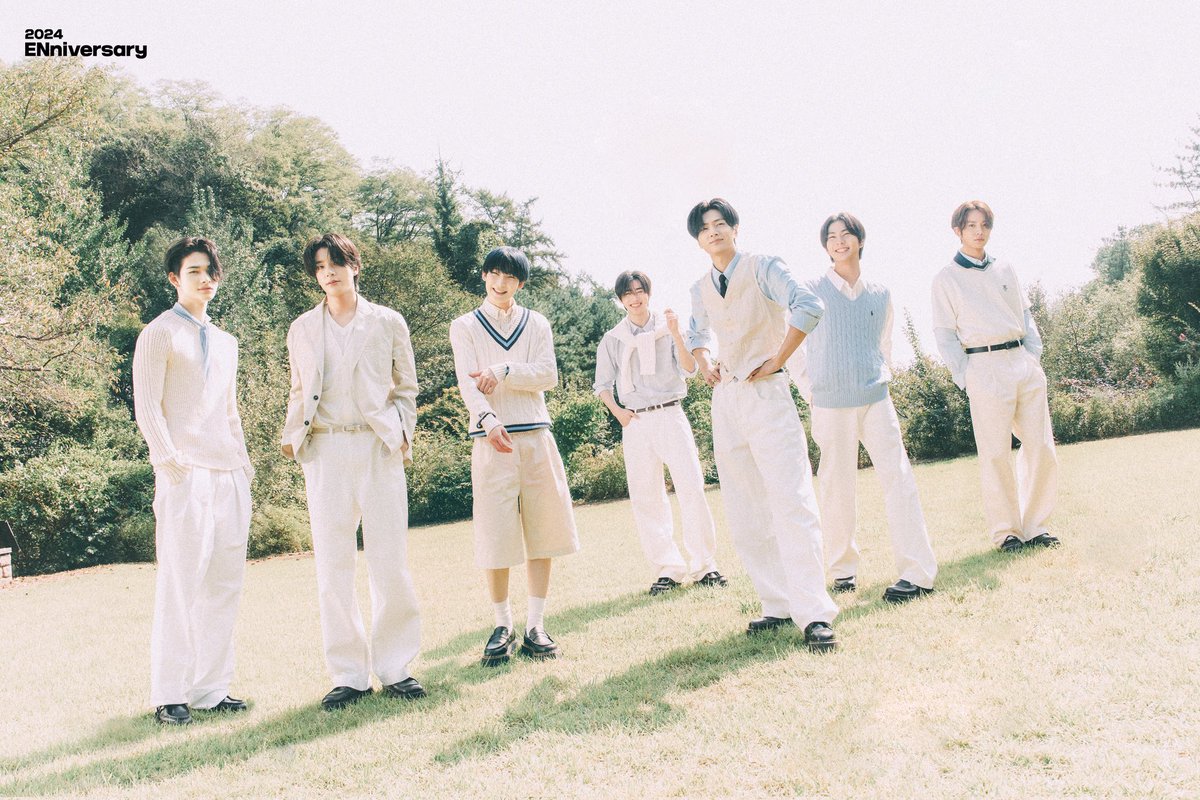 [ WEVERSE ] 
ENniversary FAMILY Photo 🫶

4TH ENNIVERSARY FAMILY PHOTO
#2024ENniversary #ENHYPEN4thAnniversary #ENHYPEN #엔하이픈 <a href="/ENHYPEN_members/">ENHYPEN</a> <a href="/ENHYPEN/">ENHYPEN OFFICIAL</a>
#ENHYPEN <a href="/ENHYPEN_members/">ENHYPEN</a>