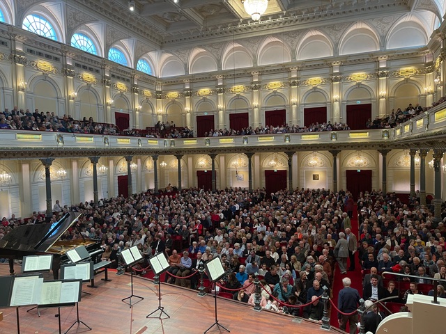 Angela Hewitt tweet media