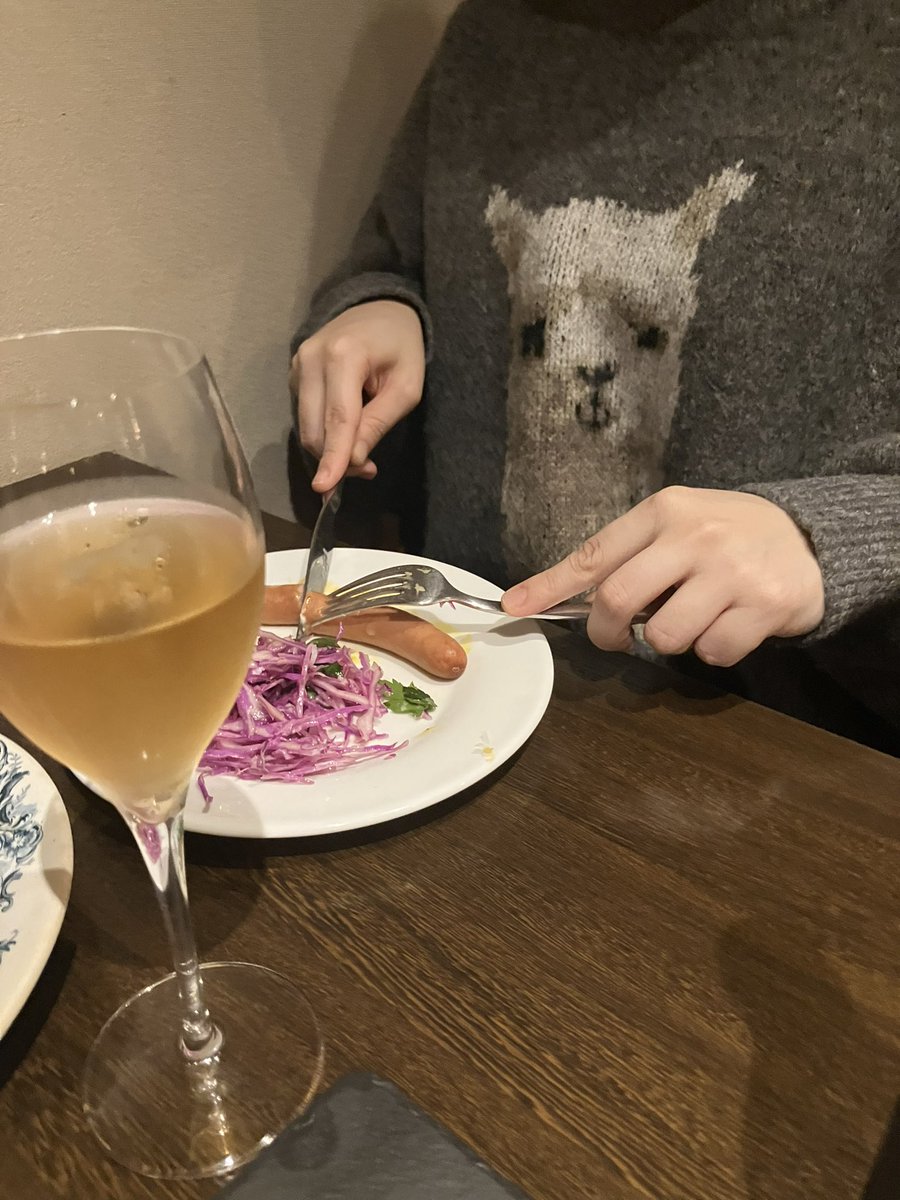 jescmusic's tweet photo. 祝杯🦙🍾❤️ https://t.co/IHfA97sfo8