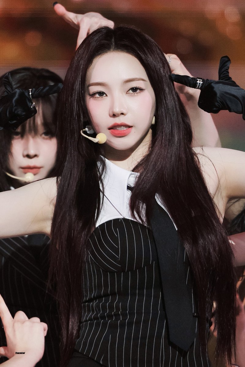 yenzotzoi's tweet photo. 241115 AESPA - KARINA (2) 
#aespa #æspa #에스파 
#Karina #카리나 #유지민 
#SYNK_PARALLELLINE 
#aespaWhiplash https://t.co/S14OHEBchJ