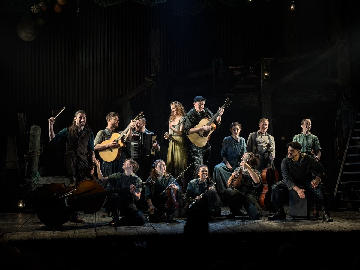 LynneBarr78's tweet image. @TCCOBBmusical round 5 💙🩵 Still can’t come to terms with the talent &amp;amp; energy on stage, and the emotions it evokes #brokenagain 🫶🏼🙌🏻 @jdquarton @Johndagleish @clarefossie @PhilippaHogg @MusicDJC