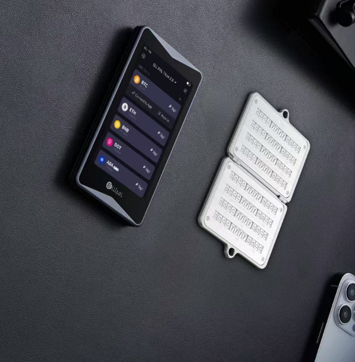 最近一刷推特发现大家都赚钱了 有的人肯定到了用冷钱包的级别

我的好朋友<a href="/Ceciliasss111/">0xCecilia</a> 给大家送个

🎁- 1Titan 2.0
- 1不锈钢助记词板

大家想要的可以点赞 转发 评论一下 

这是他们冷钱包介绍<a href="/ellipal/"></a> 被福布斯Advisor评为第二名Air-gapped冷钱包，完全隔离网络,