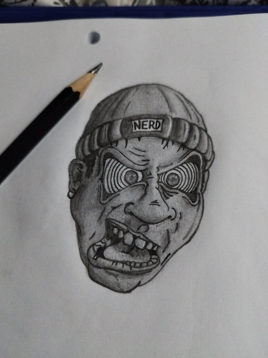 Random sketch of a character i used to draw as a kid 🤣