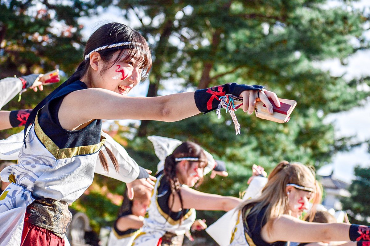 yu_s_pic's tweet photo. 早稲田大学"踊り侍" ①

#踊り侍 #早稲田大学踊り侍 #龍馬よさこい
2024.11.10 https://t.co/zKC8NDN7tZ