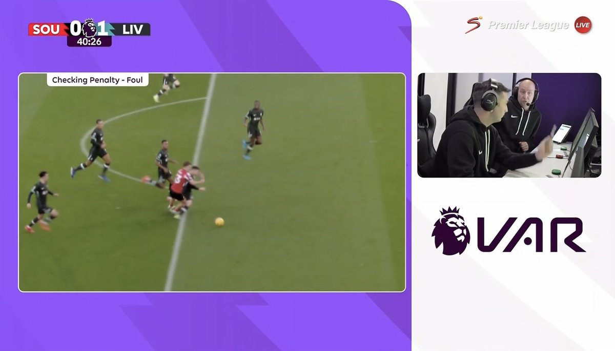 Какие же кретины работают на VAR в АПЛ. Я не верю, что можно так ошибаться не специально.