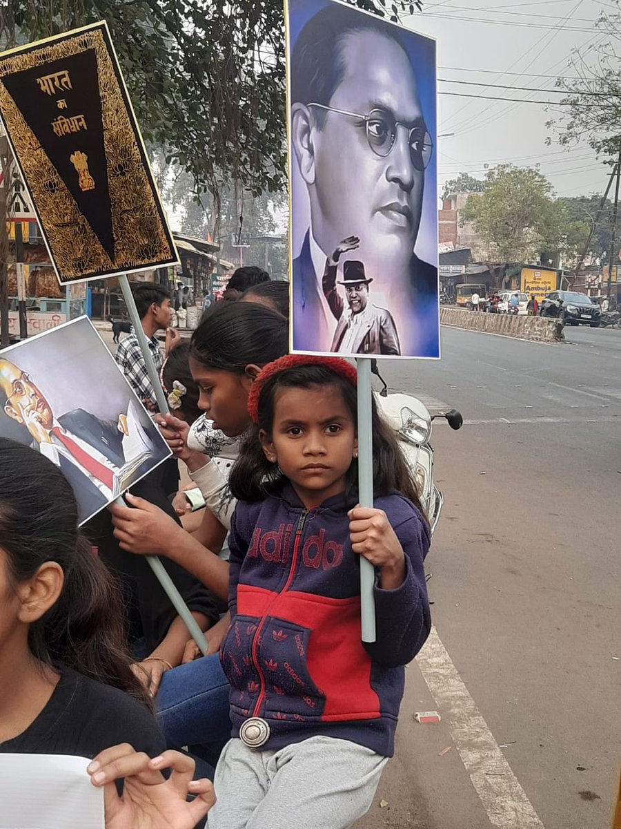 Nav_lit1948's tweet photo. नागरिक अधिकार मंच द्वारा आयोजित संविधान यात्रा।
#संविधान_स्वर #संविधान_और_हम
#आओ_संविधान_पर_बात_करें
#Samvidhaanweek
#Samvidhaandialogue https://t.co/dPA8L7GbaL