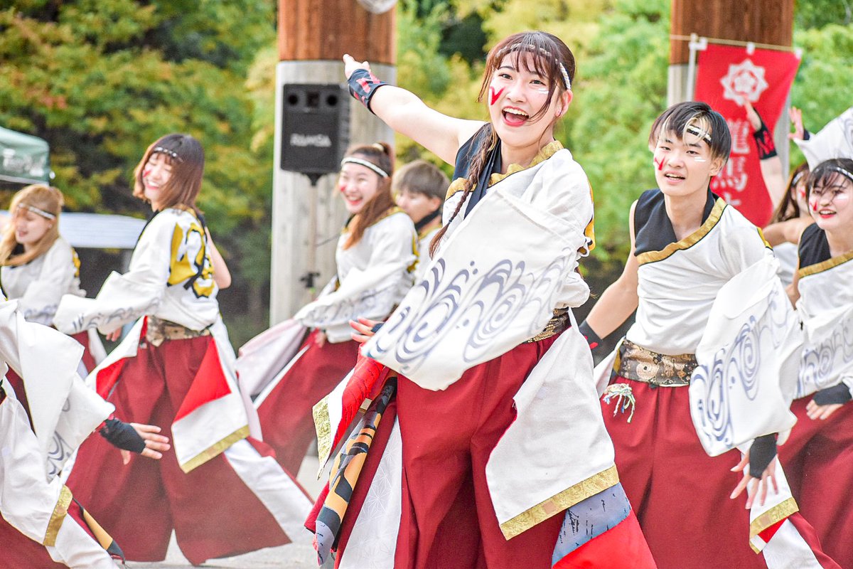 yu_s_pic's tweet photo. 早稲田大学"踊り侍" ③

#踊り侍 #早稲田大学踊り侍 #龍馬よさこい
2024.11.10 https://t.co/Q9dHWvt59a