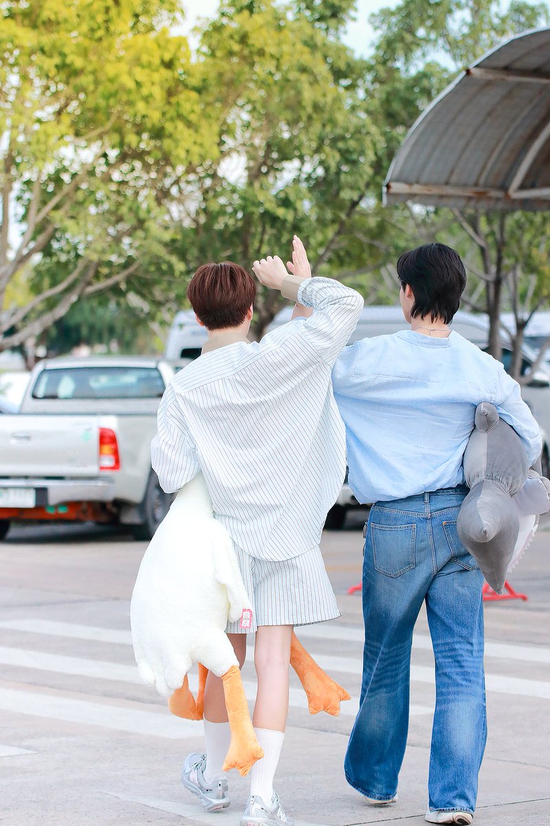 fahhh_____'s tweet photo. 221124 ♡ #cooheart  | #Pondponlawit   

สองคนนี้คือนักซัพพอร์ตกันและกันมาก ขอบคุณอะไรก็ตามที่ทำให้ทั้งสองได้มาเจอกันในช่วงเวลานี้ ที่สำคัญทั้งสองคนเก่งมากๆเลยนะ 💞

#PondEarthXBiore 
#PondEarth https://t.co/9Ae5d5aJC6