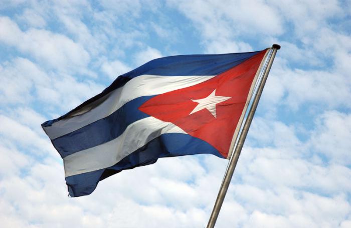 Nuestra Revolución y el compromiso con el pueblo, son más grandes que las dificultades. 
Tenemos siempre presente el pensamiento y accionar de nuestro Comandante en Jefe: emanciparnos por nosotros mismos y con nuestros propios esfuerzos
#FidelPorSiempre
 Venceremos!