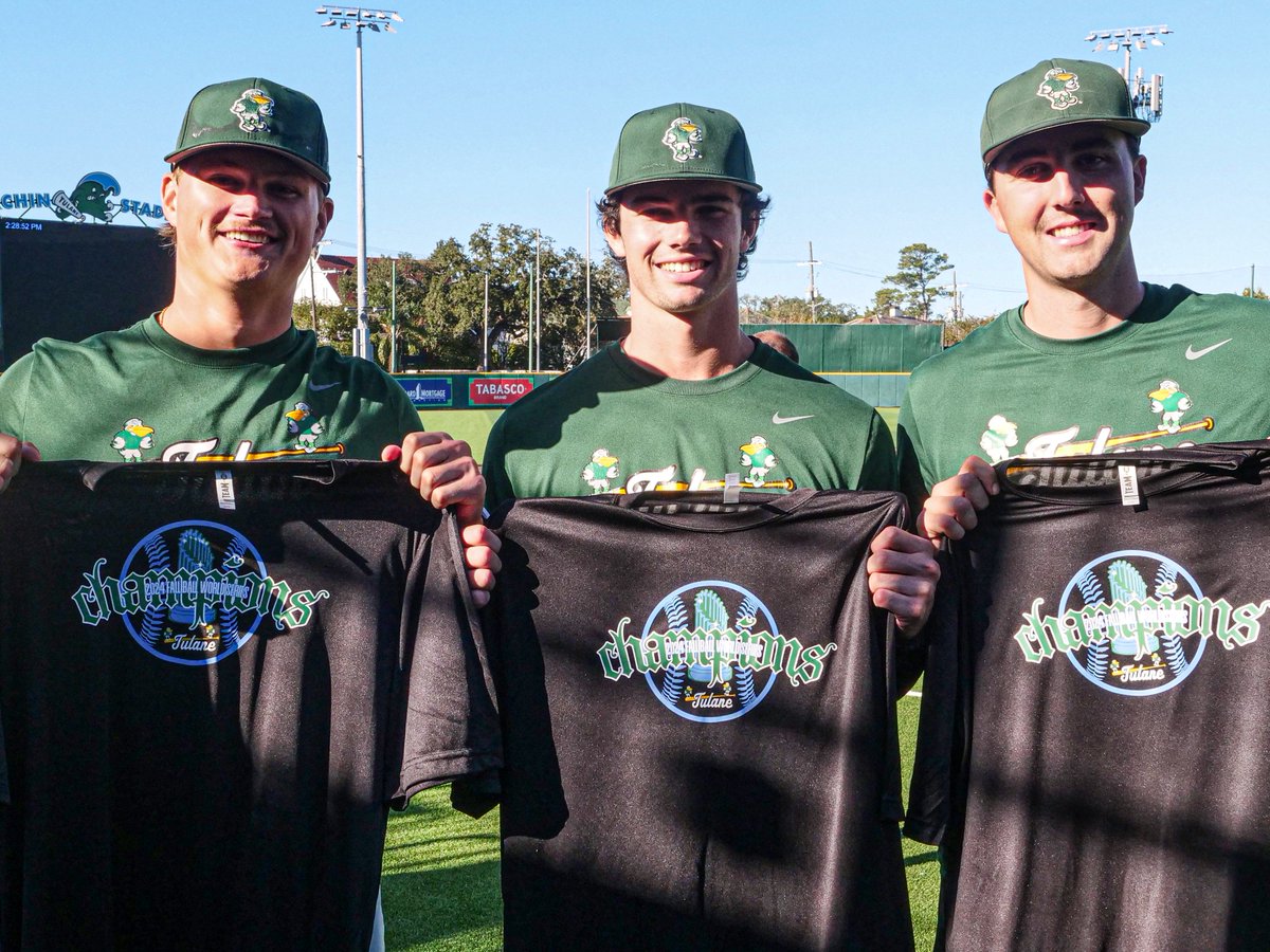 Championship attire 🏆👕

#RollWave 🌊⚾️