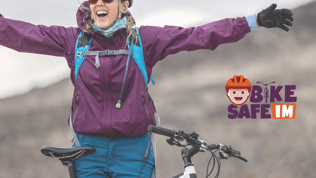 BikeSafeIM's tweet photo. Don't let cold weather stop your ride! 🚴‍♀️❄️ Layer up, wear gloves, and add a windproof jacket for winter cycling. Stay safe &amp; warm on your next ride!

#BikeSafeIM #WinterCycling #ColdWeatherTips #BikeSafety https://t.co/G7LQWYpVvt