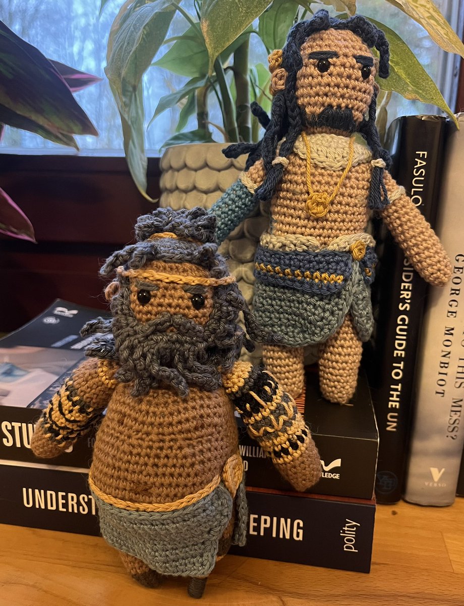 FoxTheRedCat's tweet image. Channeling the Vengeance Saga stitch by stitch🌊🔱
———
Based on the absolutely incredible design by @IllustratorNeal
#poseidon #crochet #epicthemusical #epicthemusicalfanart #epicthevengeancesaga