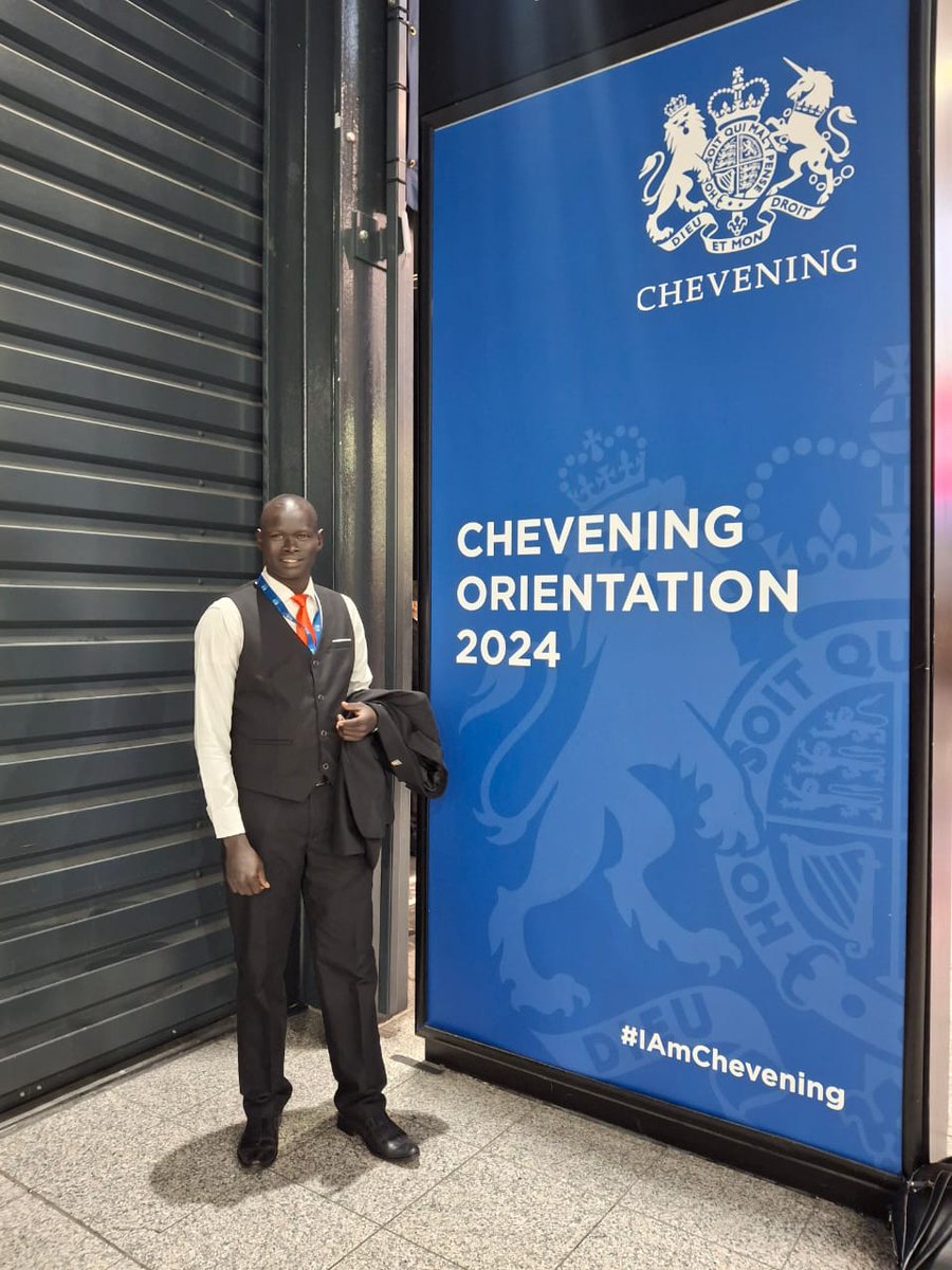 James Wek (@jameswek3) on Twitter photo Glad to be part of scholars & participate in <a href="/CheveningFCDO/">Chevening Awards🇬🇧</a> orientation held in London.
1400 scholars from across to network & share experience.
6 South Sudanese scholars among <a href="/UKinSouthSudan/">UK in South Sudan 🇬🇧🇸🇸</a>
#SSOT
#SSOX
#Mycheveningjourney
#CheveningOrientation
#Cheveningambassadors Glad to be part of scholars & participate in <a href="/CheveningFCDO/">Chevening Awards🇬🇧</a> orientation held in London.
1400 scholars from across to network & share experience.
6 South Sudanese scholars among <a href="/UKinSouthSudan/">UK in South Sudan 🇬🇧🇸🇸</a>
#SSOT
#SSOX
#Mycheveningjourney
#CheveningOrientation
#Cheveningambassadors