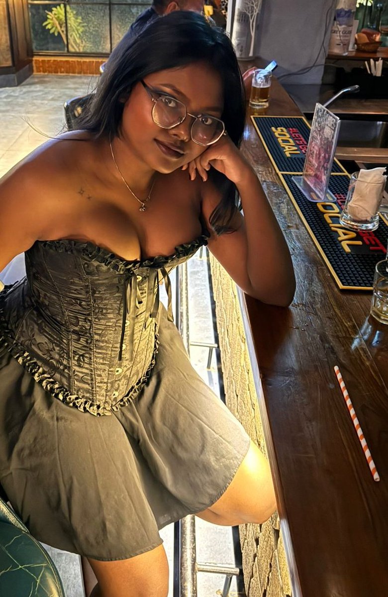 your mom tweet media