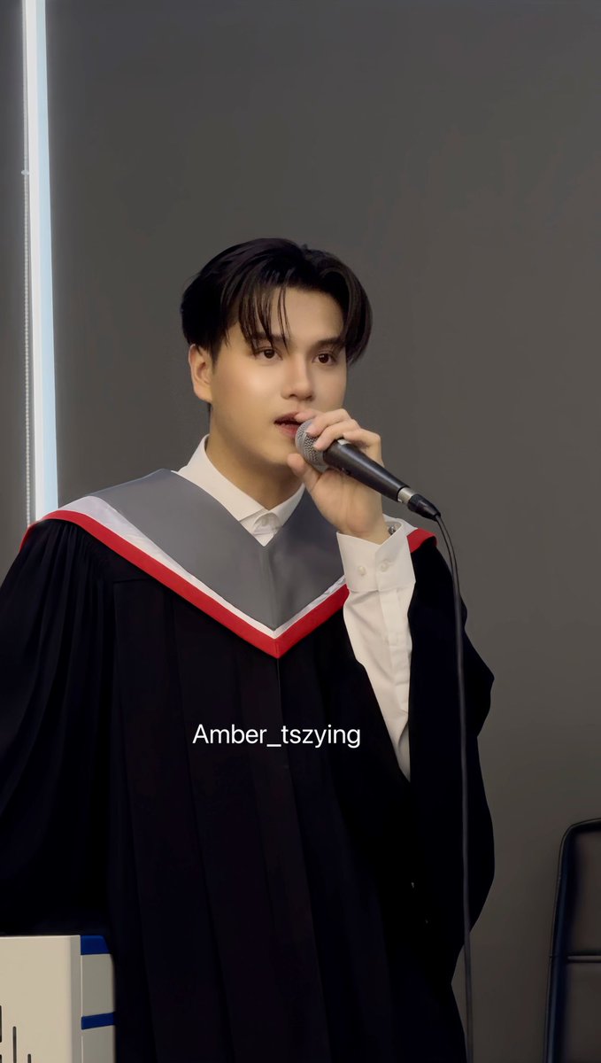 Amber_tszying's tweet photo. Happy Graduation to Marc
🥳🥳🥳🥳
23/11/2024
So proud of you na🥹🥹so happy to see u in person on this special moment
@marcmc_mc
#marcmc_mc
#MarcmcGraduationDay https://t.co/nMVrgpP9vf
