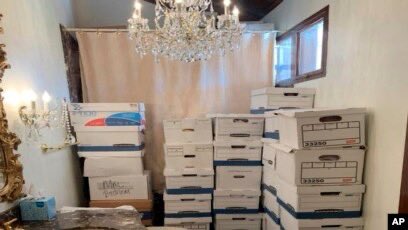 jimstewartson's tweet image. There were nuclear secrets in these boxes.

This is why the only crime specified in the Constitution is Treason.
The 14th Amendment was created after the Civil War for a reason.

It’s impossible to believe our justice system does justice anymore.
The Rule of Law has fallen.