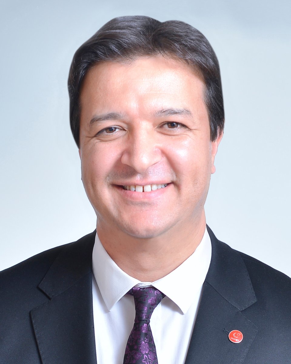 #SONDAKİKA Saadet Partisi Genel Başkanı, Mahmut Arıkan oldu.