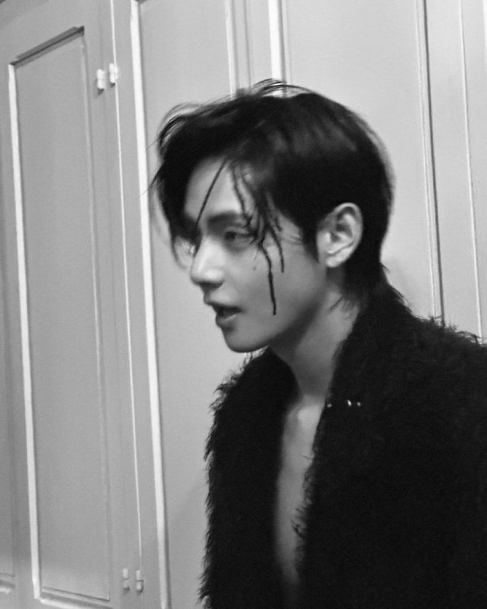 mxxxgs's tweet photo. 아니이거 지금 왔다고 https://t.co/ZaX8oKWmn3