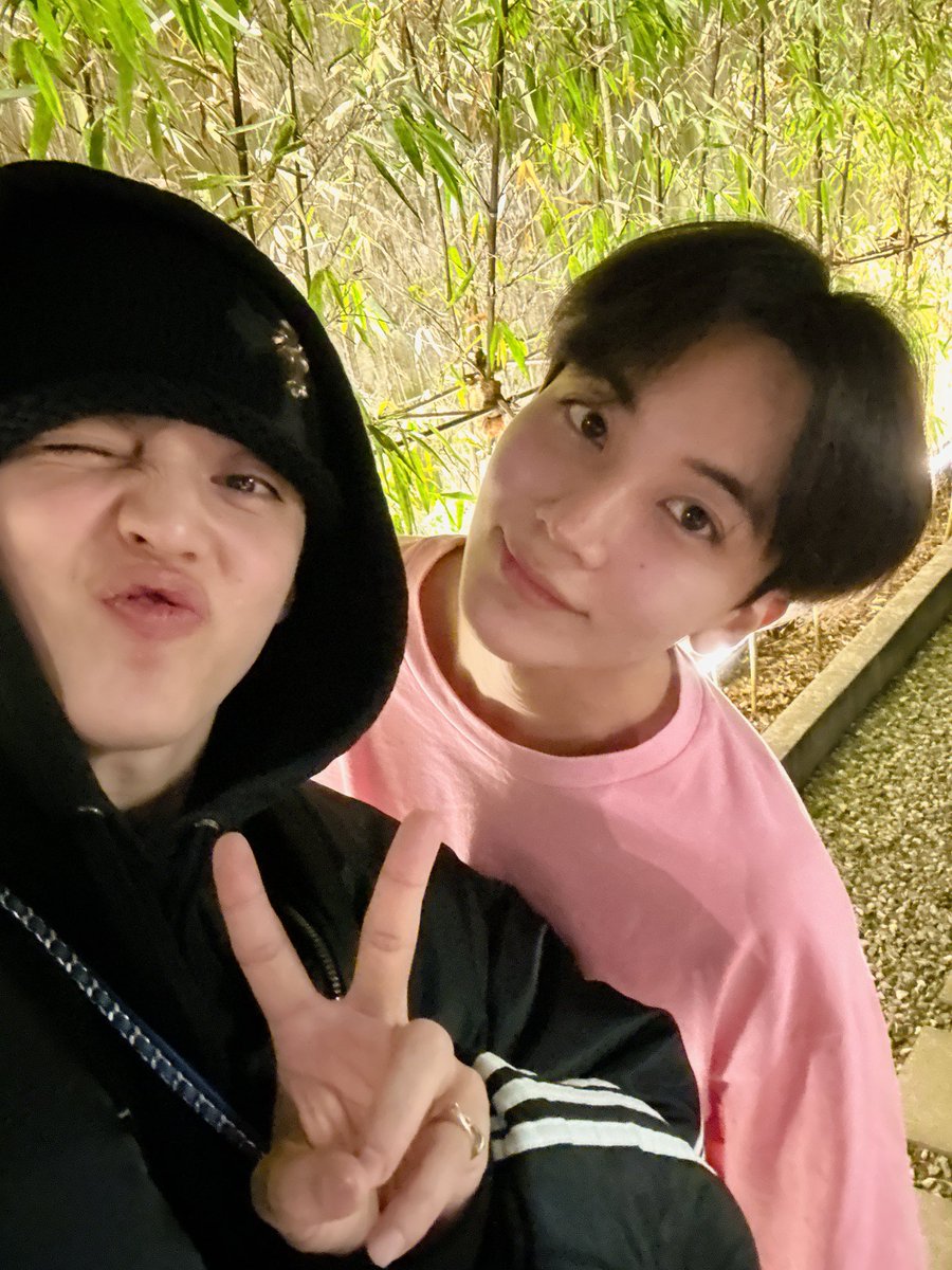 NAPAKAYABANG MO CHOI SEUNGCHEOL!!!  KAMI NA ANG WALANG YOON JEONGHAN TALAGA OPO HUHUHU MGA MAGULANG KO 😭