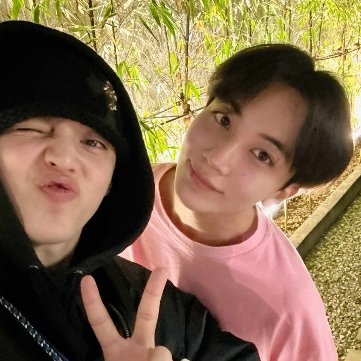 win0wa's tweet photo. @melodyberryyy happy monthsary jeongcheol https://t.co/KWPHJokomN