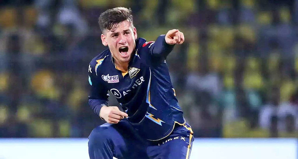IndianTrendsHub's tweet photo. 🚨 Set 7 🏏 Spin Bowlers total cost: ₹25.25 crores!
- Theekshana : ₹4.40 crores (RR)
- Rahul Chahar : ₹3.20 crores (SRH)
- Adam Zampa : ₹2.40 crore (SRH)
- W Hasaranga : ₹5.25 crore (RR)
- W Salamkheil : UNSOLD
- Noor Ahmad - ₹ 10 crores (CSK)
#IPLAuction #PlayerBids #IPL2025
#ipl2025auction #CSK #RCB #SRH