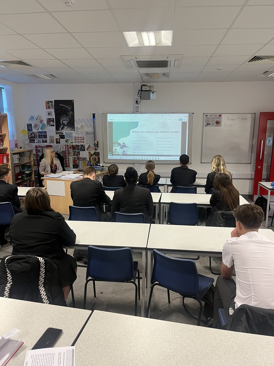 Lovely to see Achieve students watching the collective that mental health experts ‘Kooth’ recorded for Venture-to improve awareness and wellbeing for all. Thank you Chloe. 👏 <a href="/OrmistonVenture/">Venture Academy</a> <a href="/OrmistonEast/">Ormiston Acads East</a> <a href="/Chloe_Kooth/">Chloe Symeou</a>