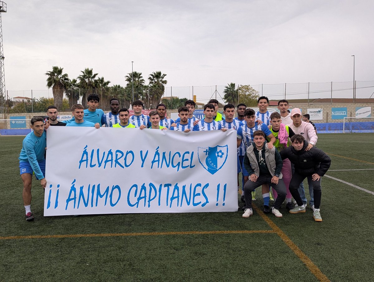 CD_DonAlvaro's tweet photo. 💪Pacarta de apoyo a nuestros capitanes. Ánimo, volveréis más fuerte https://t.co/W8zRoJgtSE