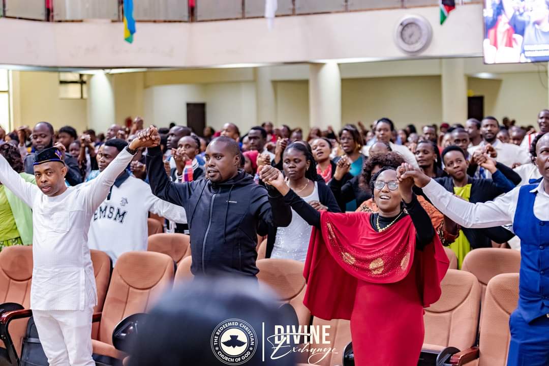 SolutionRCCG's tweet photo. How clean is your heart? As we concluded the month of divine exchange the Lord spoke hard words to us.  I ministered from Ezekiel 36:26-28.The Lord wants to exchange our stony hearts with heart of flesh and put His Spirit within us #prayerchangesthings https://t.co/oanFUxxbab