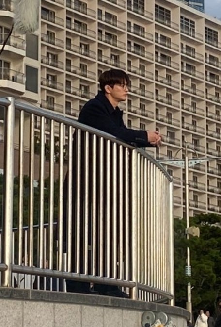 부산에서 촬영중인 보스 목격짤 주워옴
(문제가 된다면 말해주세요 바로 삭제함