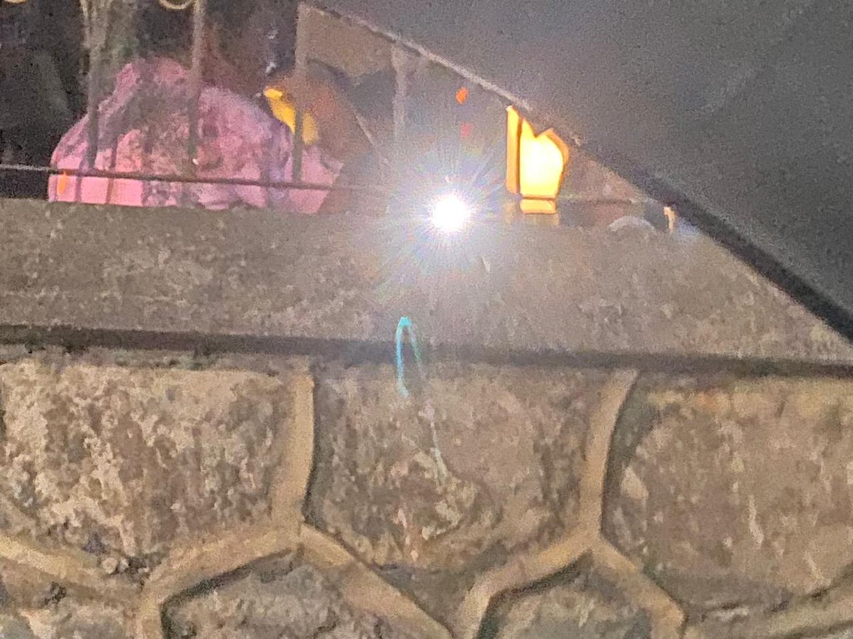 ALM105StJBRoad's tweet photo. @CPMumbaiPolice @MumbaiPolice @mybmcWardHW @mybmc Drinking party inside BMC garden adjoining Ashiana Bldg on St John Baptist Rd, Bandra West. Please have garden cleared of drunks and all the tarps hung on the fence. @mybmcGardens what's going on. Who will secure our open space https://t.co/mxHCqtVHrH