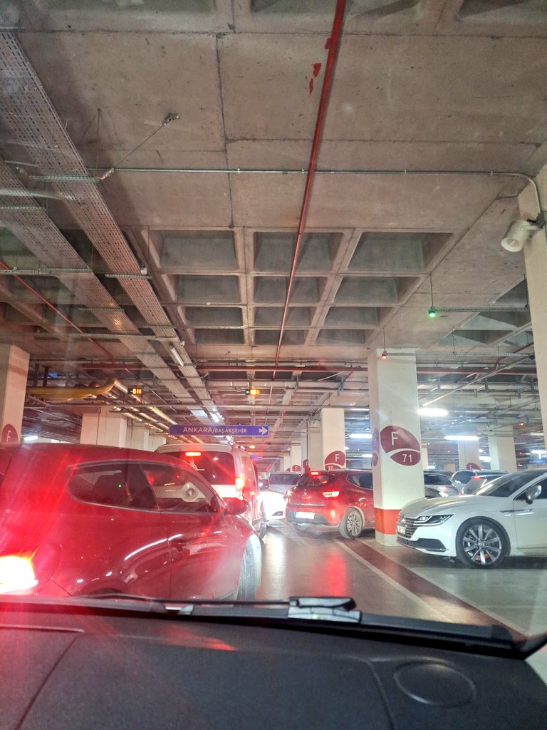 #mall of istanbul otoparktan çıkılmıyor