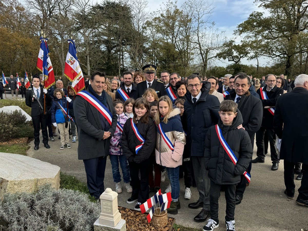 Cérémonie d’hommage pour le 95e anniversaire de la mort de Georges Clemenceau au Colombier à Mouchamps présidée par Bruno Retailleau, ministre de l'intérieur, en présence des autorités civiles et militaires et des porte-drapeaux.
<a href="/Interieur_Gouv/">Ministère de l'Intérieur</a>