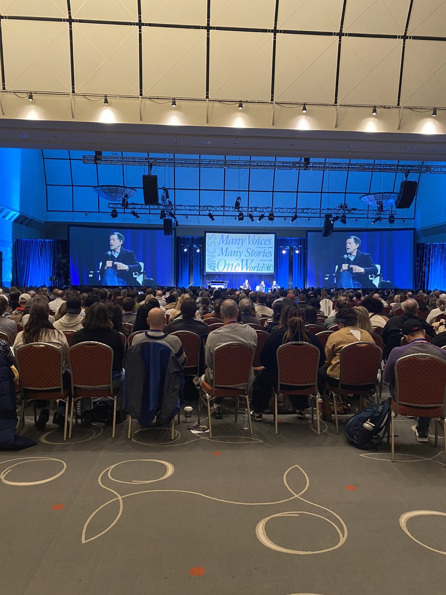 An amazing way to end a weekend of learning! <a href="/KenBurns/">Ken Burns</a> rounding out the #NCSS2024. Thank you <a href="/BRInstitute/">Bill of Rights Institute</a> for this amazing opportunity.