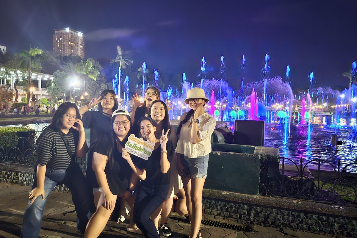 may26666's tweet photo. The lovely ladies behind the scenes 🥰 https://t.co/09ctFe7fEu