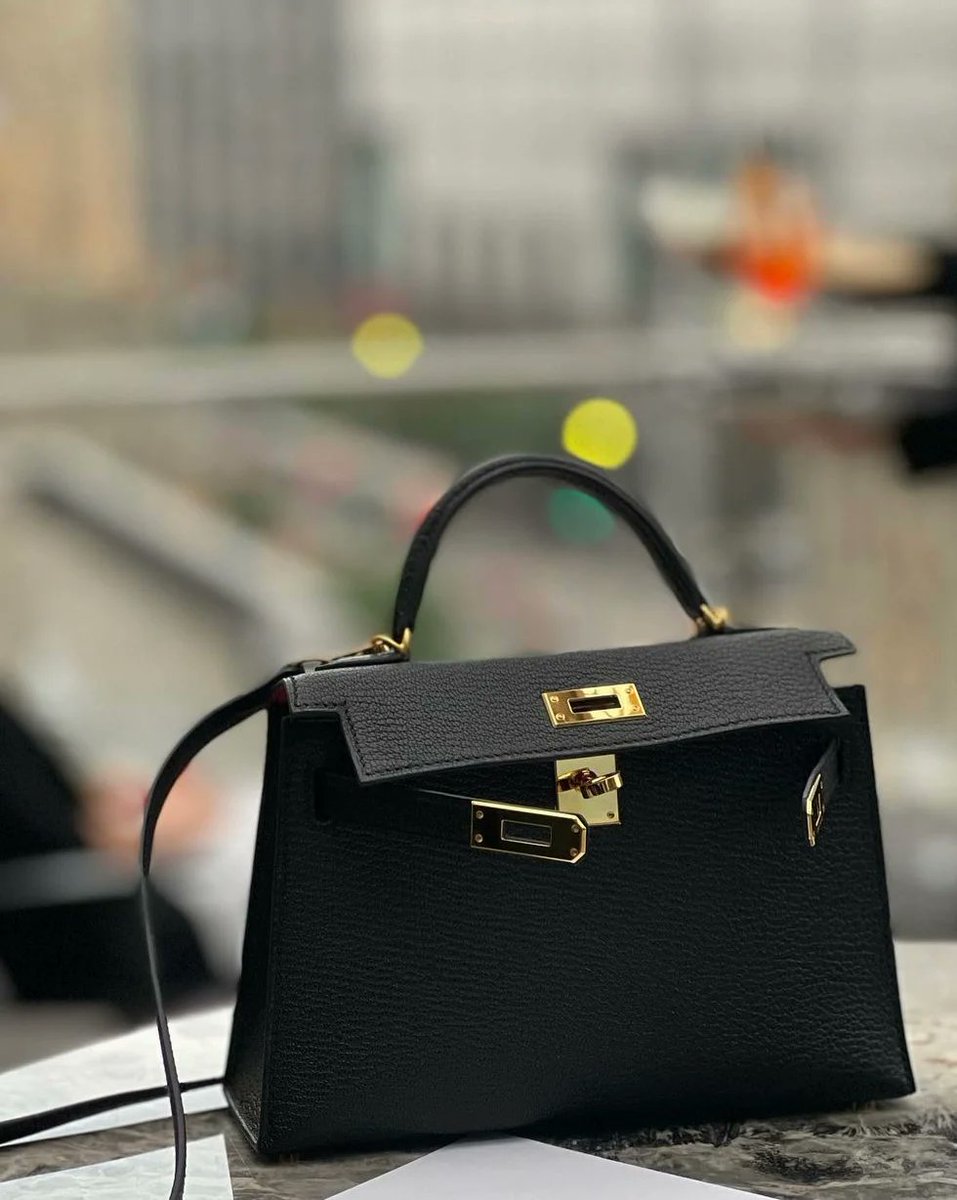 PurseBop's tweet photo. Let's Talk About Hermès Chèvre Leather, Are You a Fan? - PurseBop https://t.co/EHEwS3kJYr https://t.co/rvpxMGYusZ