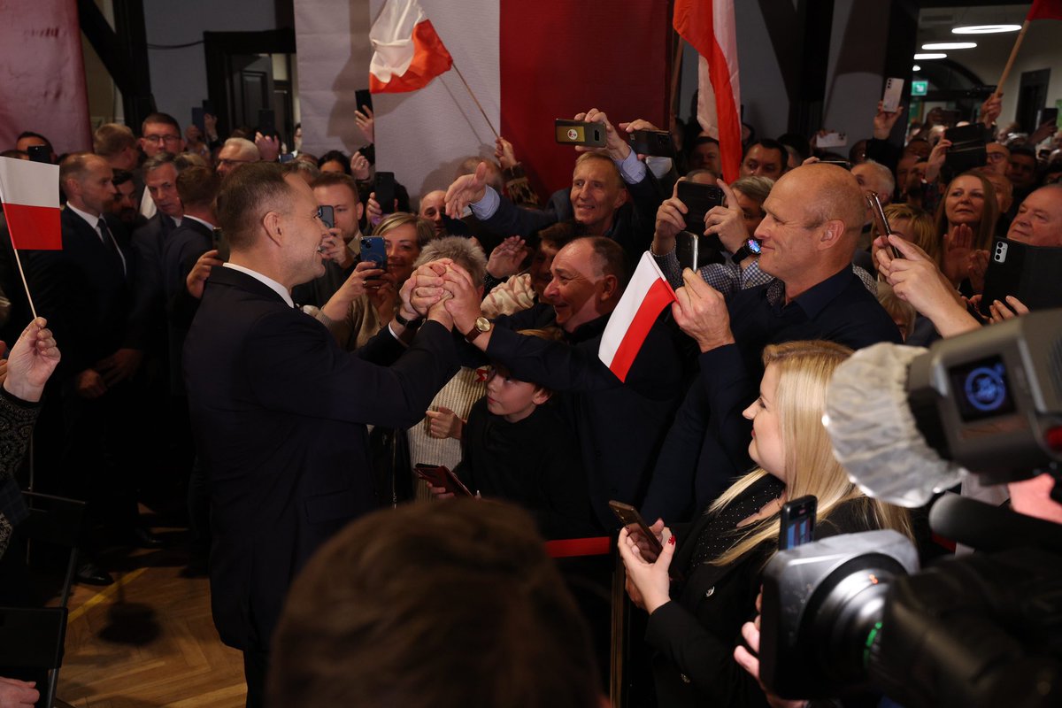NawrockiKn's tweet photo. 🇵🇱 https://t.co/KjDetP2J6X