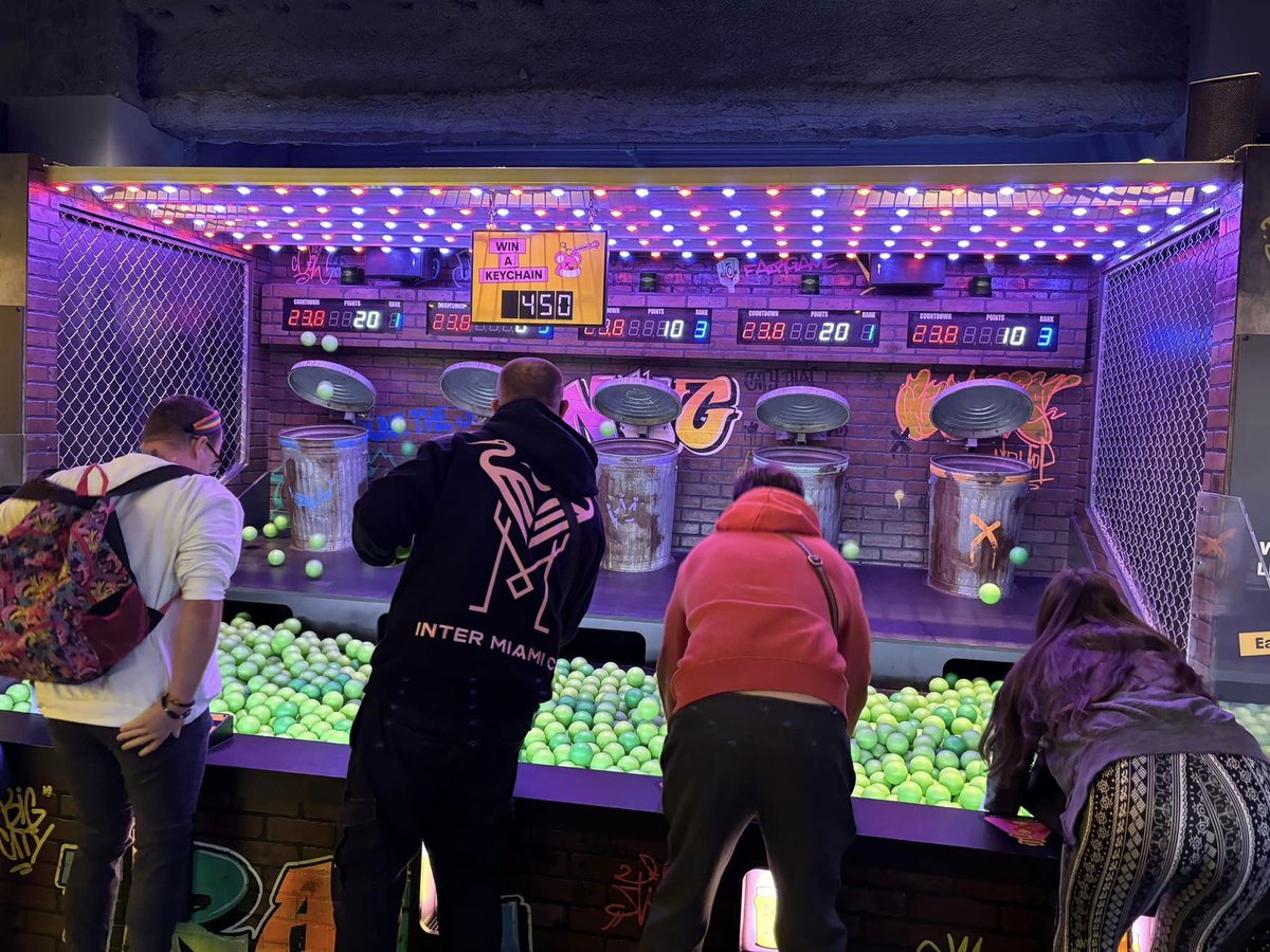 Kasbah_Kent's tweet image. Our LSA group at Seabrooke travelled to London to play some carnival games at Fairgame.
It was such a great place for adults to have some fun 🎡
#Fairgame #LearningSupport #LifeSkillsAccess #LifeSkills #Carnival