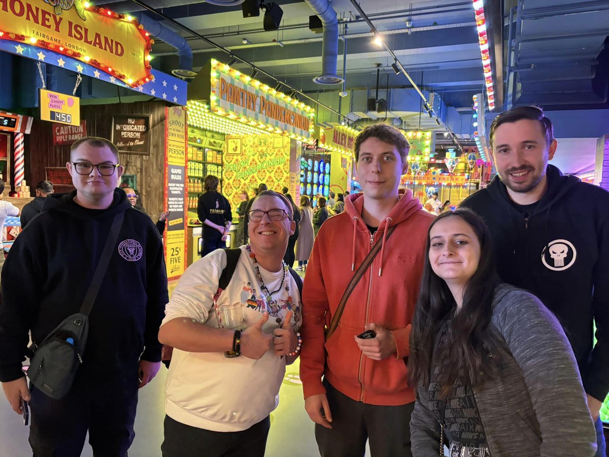 Kasbah_Kent's tweet image. Our LSA group at Seabrooke travelled to London to play some carnival games at Fairgame.
It was such a great place for adults to have some fun 🎡
#Fairgame #LearningSupport #LifeSkillsAccess #LifeSkills #Carnival