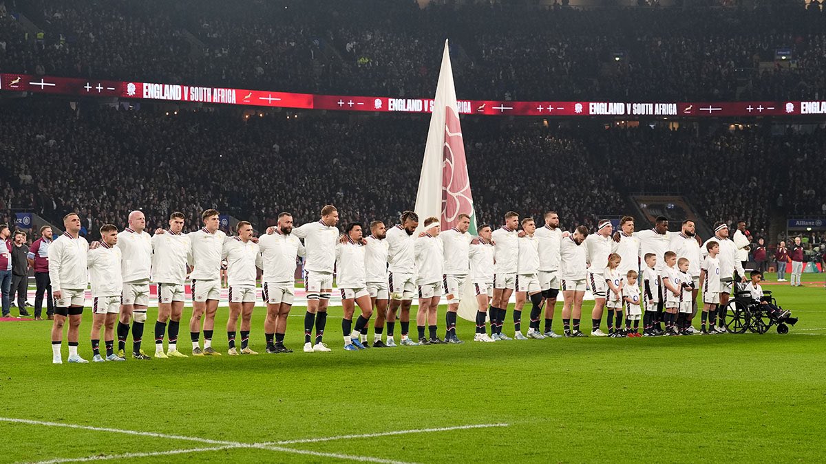RugbyAutum0312's tweet photo. England v Japan kicks off at Twickenham at 4:10pm. Having lost their previous 4 matches of the series, and never having lost to Japan, they will be striving to end the series on a high! 🏴󠁧󠁢󠁥󠁮󠁧󠁿🇯🇵🏉
#AutumnNationsSeries https://t.co/xAqgXpBqaL