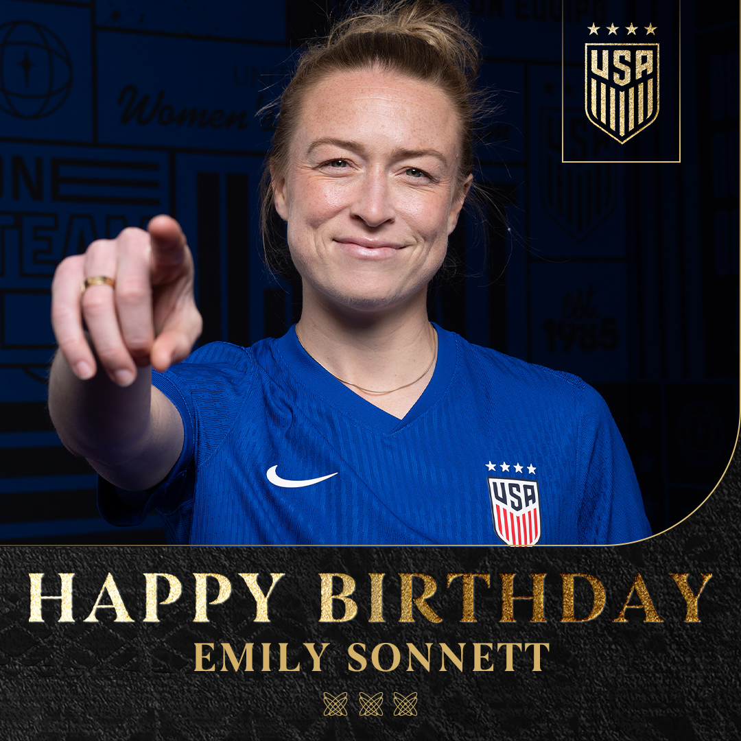 USWNT's tweet photo. Hit the ♥️ to help us with Saucy Sonnett a happy birthday! https://t.co/cYxkhiRMAA