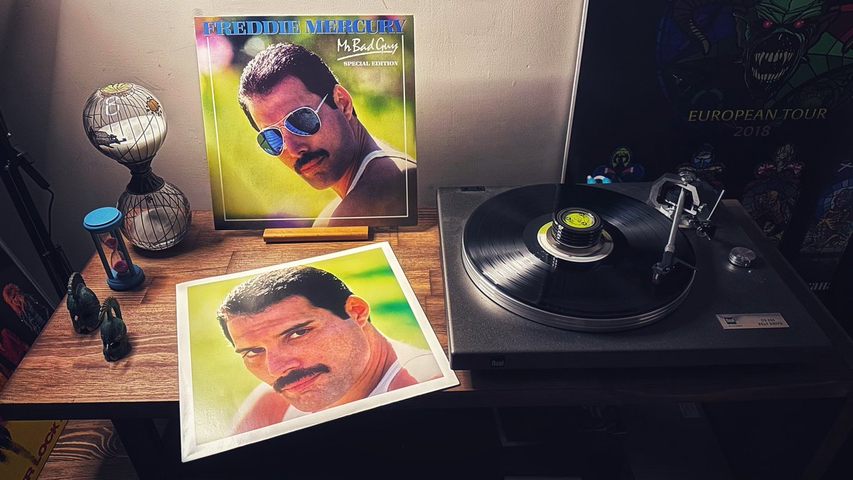 chnysl's tweet photo. Bugün dünyanın belki de en özel sesinin aramızdan ayrılmasının yıl dönümü. İyi ki hayatımıza dokundun kral. #FreddieMercury #Queena #RipFreddieMercury https://t.co/f58yqAEDKE