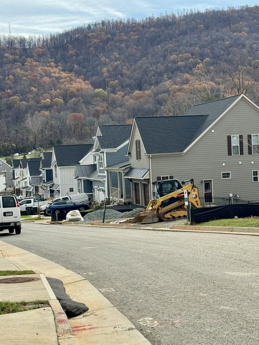 Nicole Scro tweet media