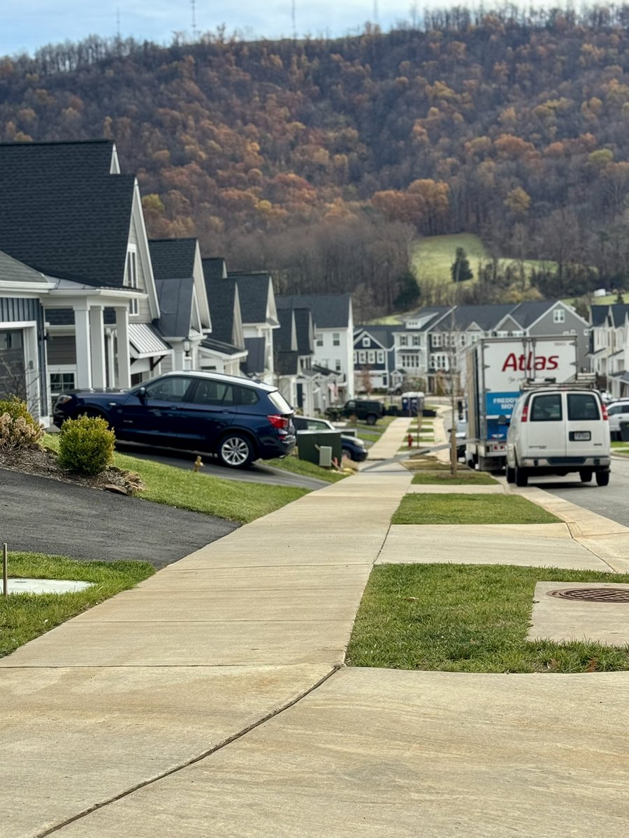 Nicole Scro tweet media